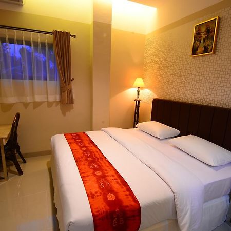 Queen City Hotel Banjarmasin Banjarmasin  Ngoại thất bức ảnh
