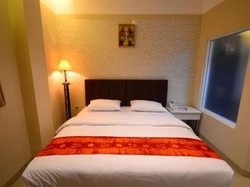 Queen City Hotel Banjarmasin Banjarmasin  Ngoại thất bức ảnh