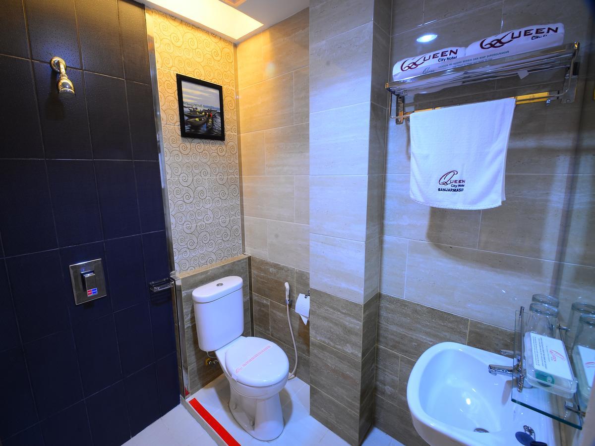 Queen City Hotel Banjarmasin Banjarmasin  Ngoại thất bức ảnh