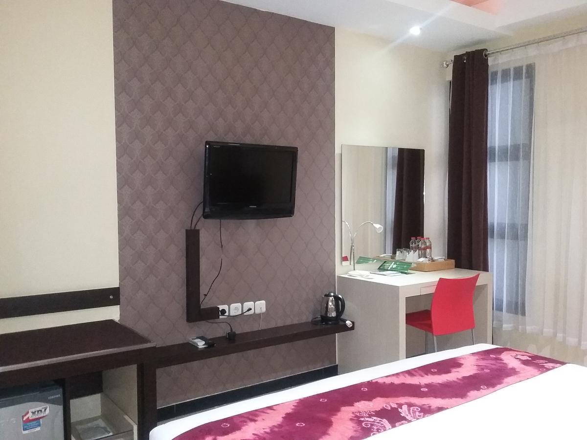 Queen City Hotel Banjarmasin Banjarmasin  Ngoại thất bức ảnh