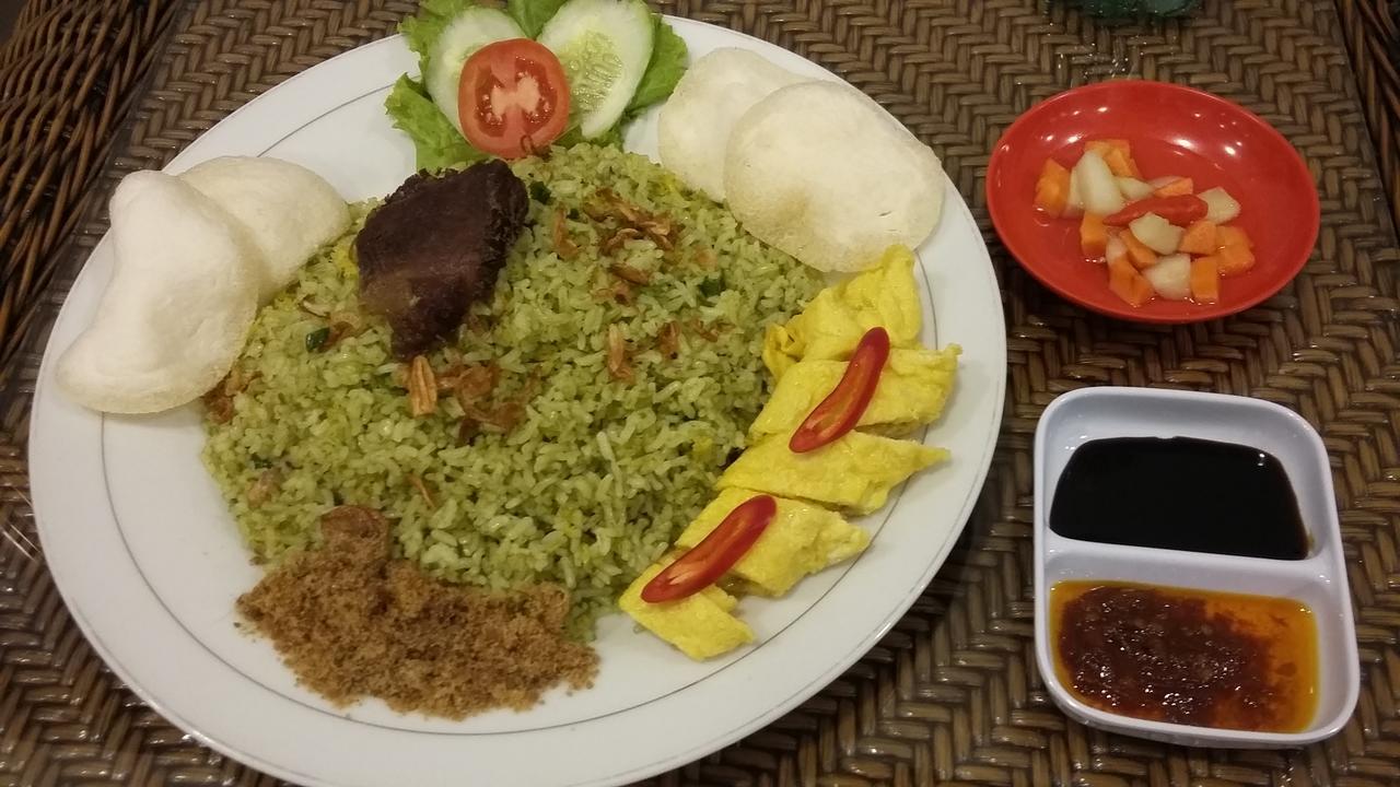 Queen City Hotel Banjarmasin Banjarmasin  Ngoại thất bức ảnh