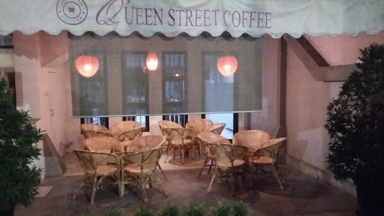 Queen City Hotel Banjarmasin Banjarmasin  Ngoại thất bức ảnh